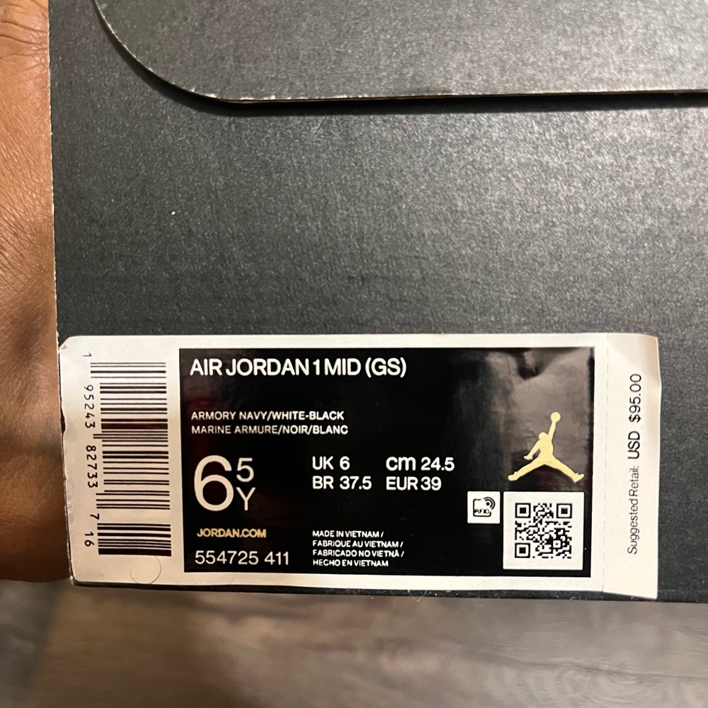 Air Jordan 1 Mid